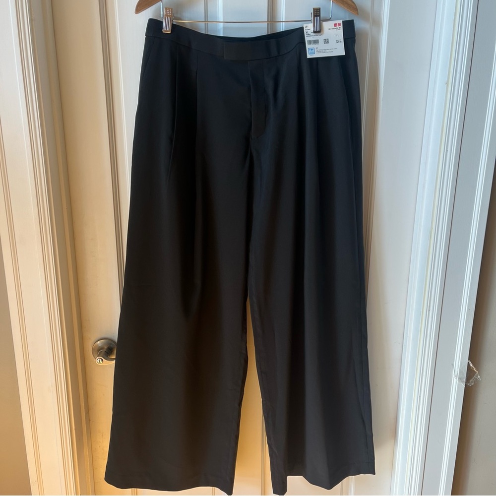 Uniqlo Black Wide Leg Pants
